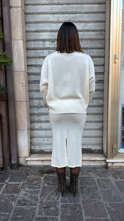 TENSIONE IN COMPLETO PANNA