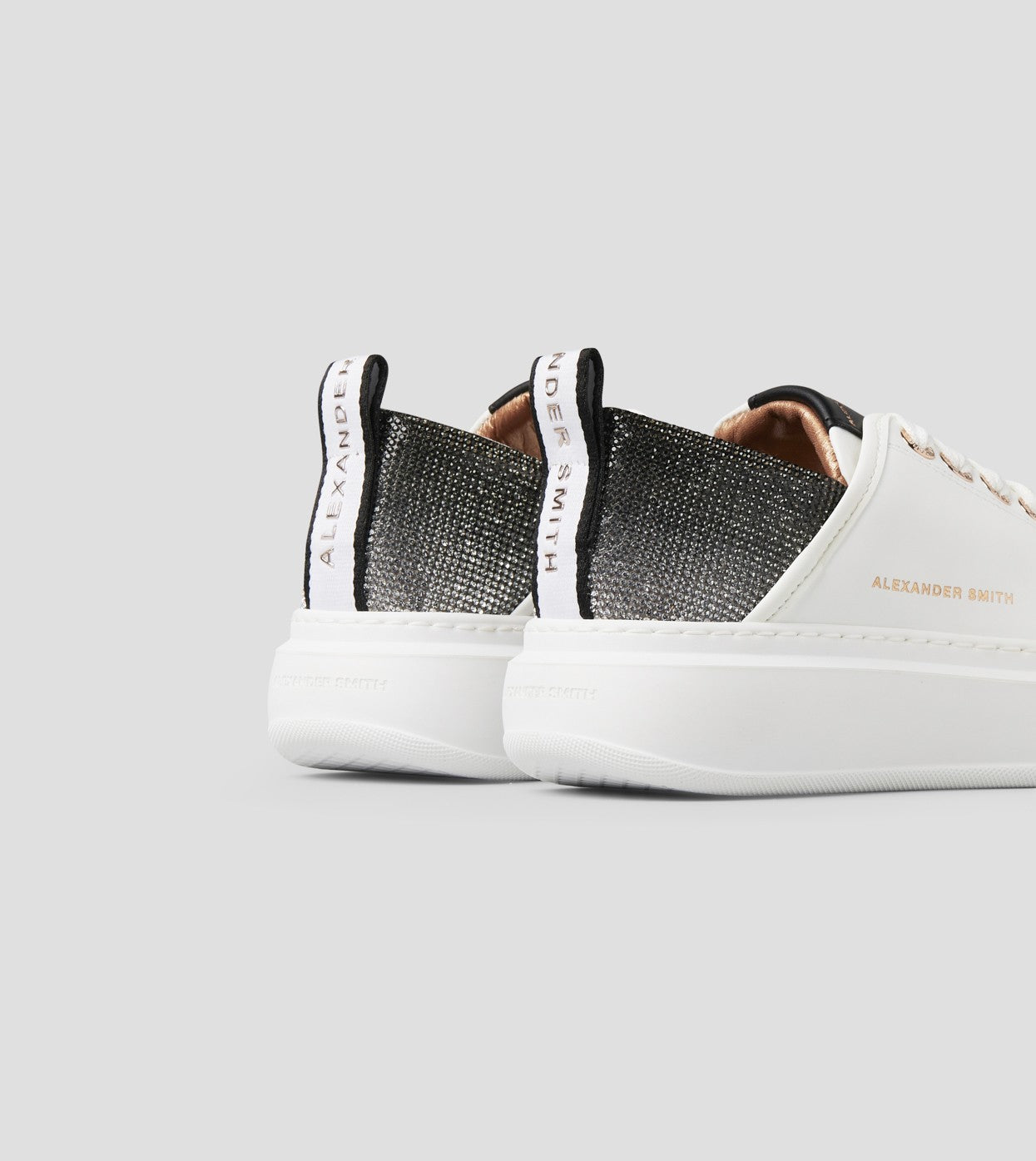 ALEXANDER SMITH WEMBLEY WOMAN WHITE DARK SILVER