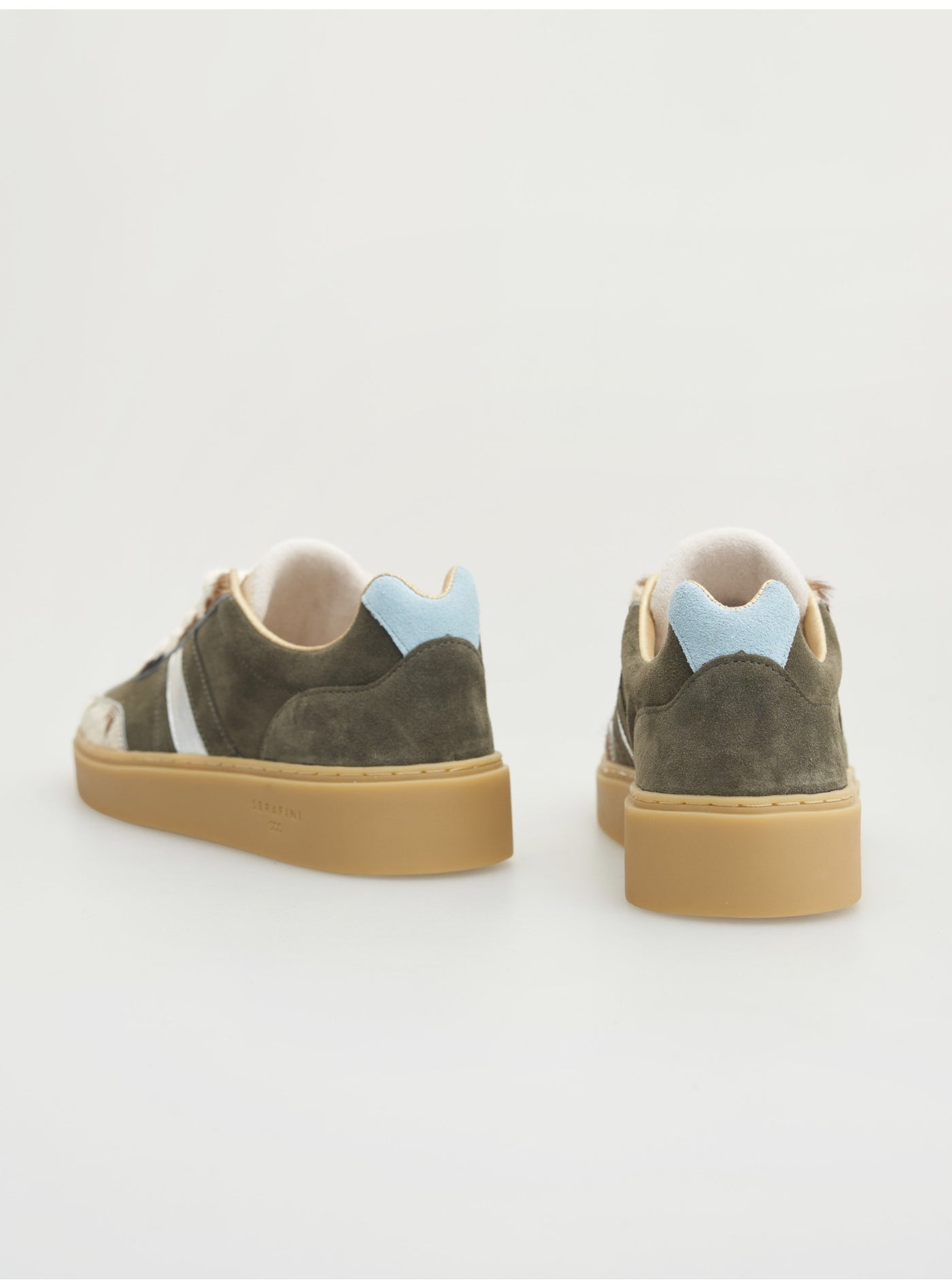 SERAFINI COURT - COUNTRY - GREEN MILK COW