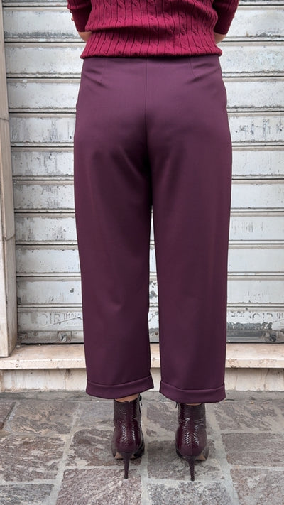 TENSIONE IN PANTALONE BORDEAUX