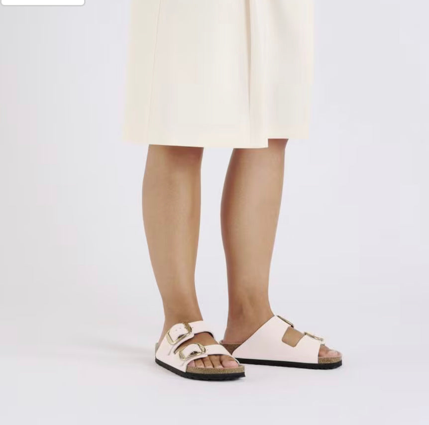 BIRKENSTOCK Arizona Big Buckle
Pelle naturale vernice - High-Shine Light Rose