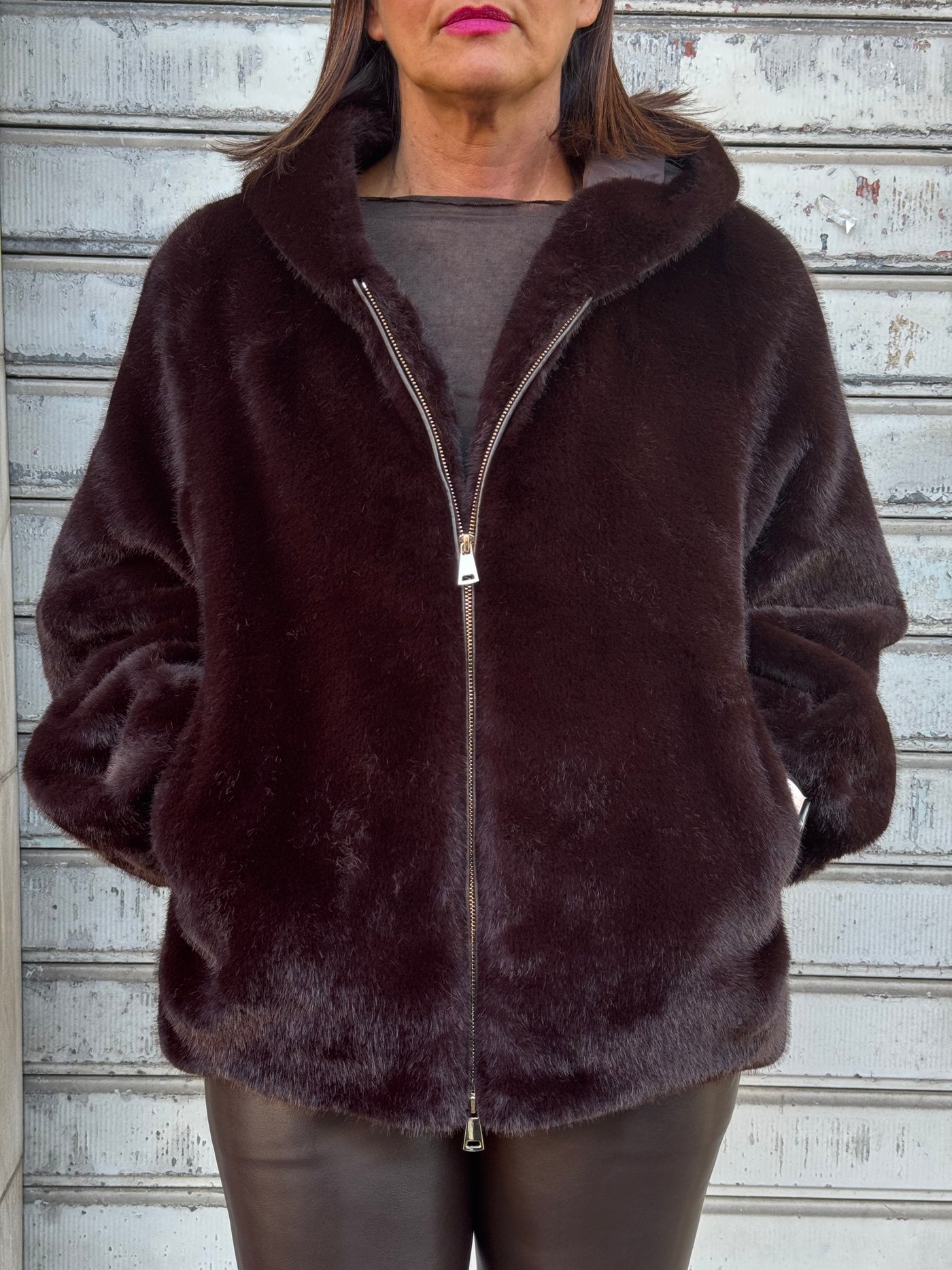 MOTEL BOMBER PELLICCIA TESTA DI MORO