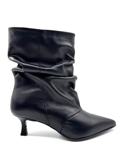 DIVINE FOLLIE STIVALE BASSO PELLE NERO