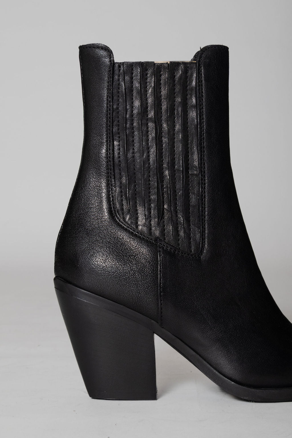 DIVINE FOLLIE TEXANO BEATLES NERO