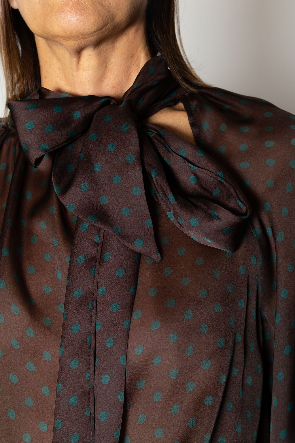 TENSIONE IN CAMICIA POIS MORO