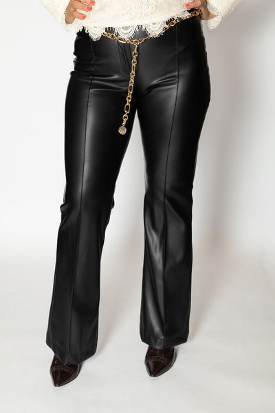 TENSIONE IN PANTALONE NERO