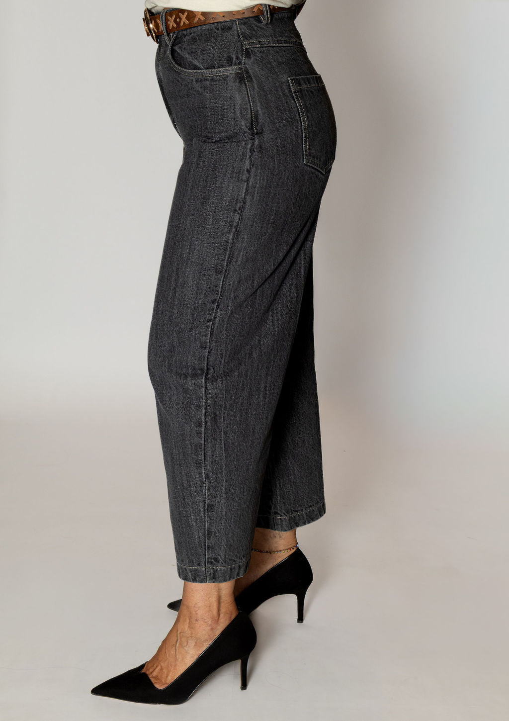 Tensione in - Jeans Giuditta con cintura
