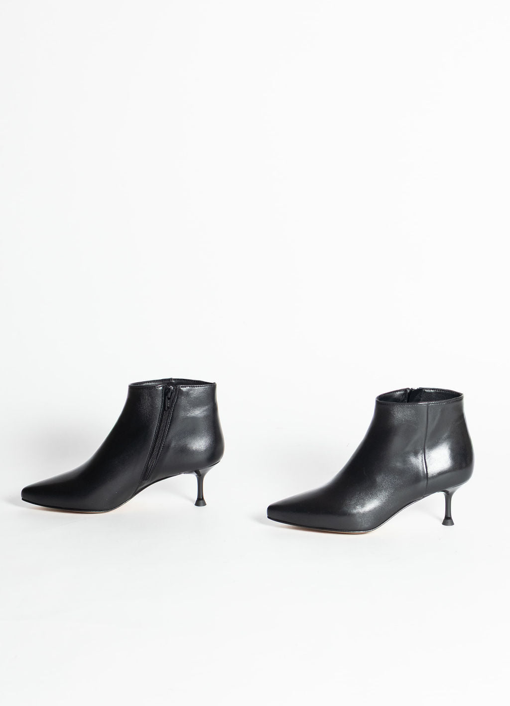 DIVINE FOLLIE polacchino pelle nero