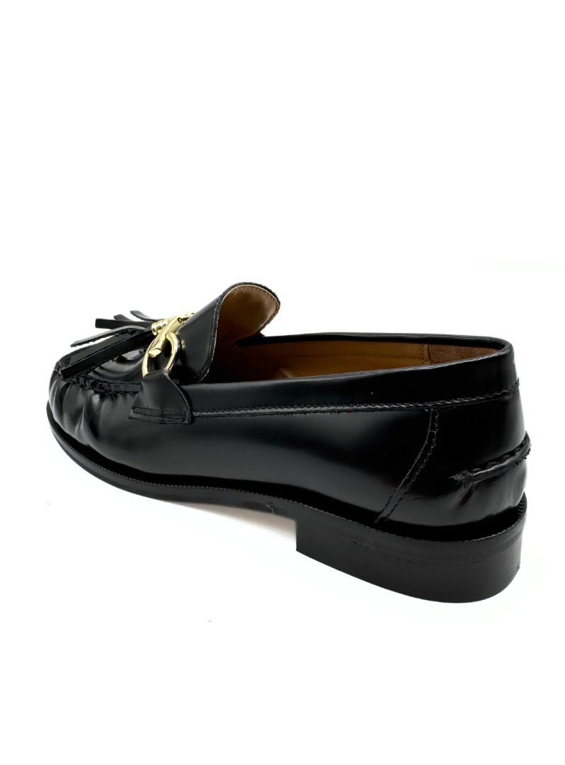 DIVINE FOLLIE - Mocassino con nappine e gancio gold