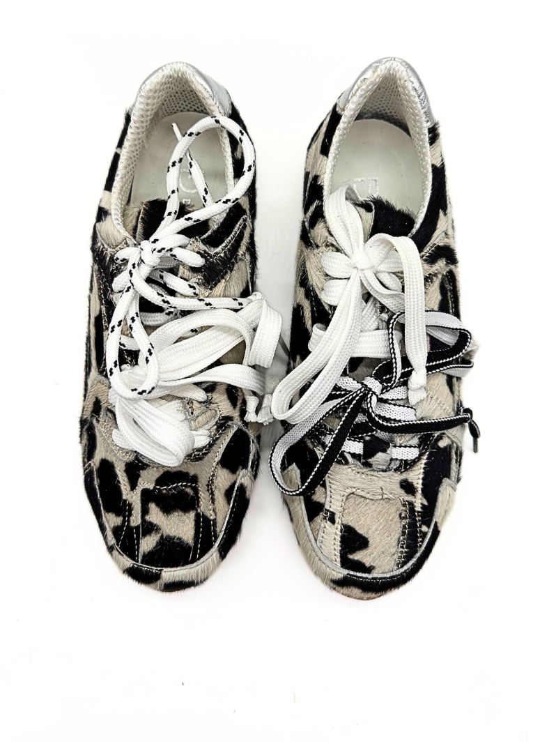 DIVINE FOLLIE - SNEAKERS SUEDE COLOR MUCCA Black