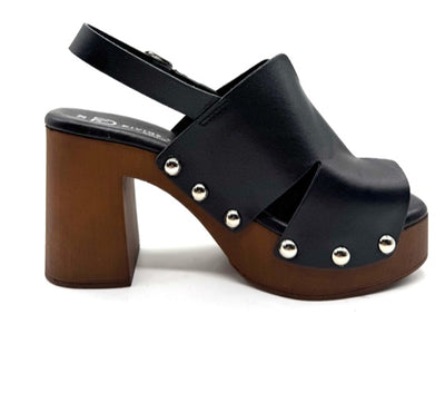 DIVINE FOLLIE ZOCCOLO NERO BORCHIATO