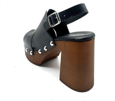 DIVINE FOLLIE ZOCCOLO NERO BORCHIATO