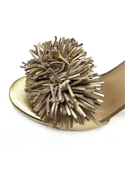 Divine Follie - Sandalo con pon pon oro e taupe